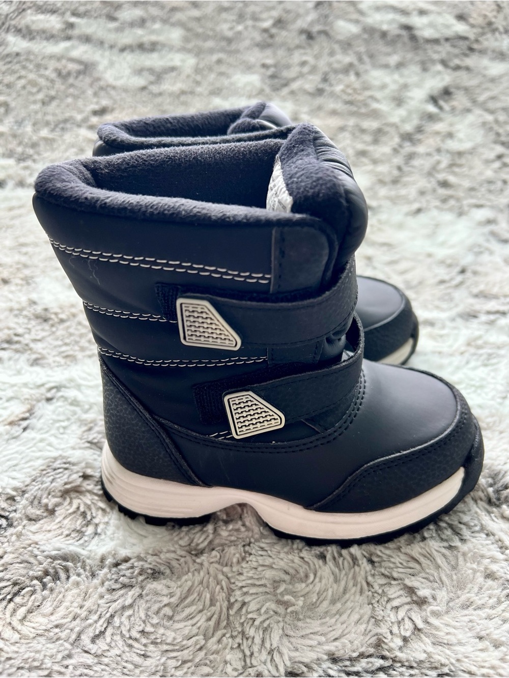 Wonder Nation Snow Boots - Toddler Boy (Size 8) - Black - Picture 3 of 6